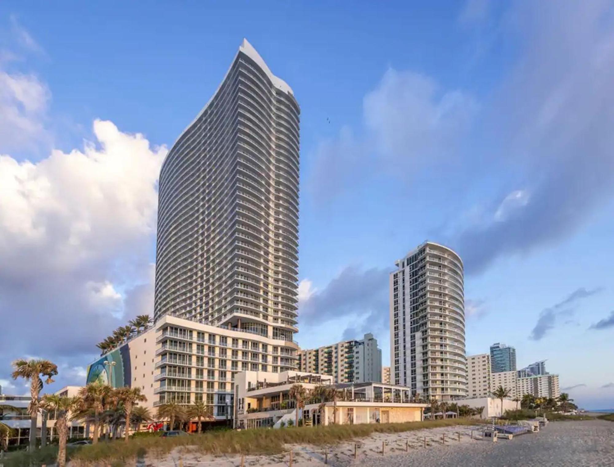 Lyfe Residence Building - Private Apts Over The Beach Hollywood Esterno foto