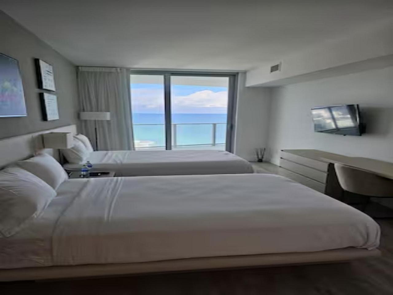 Lyfe Residence Building - Private Apts Over The Beach Hollywood Esterno foto