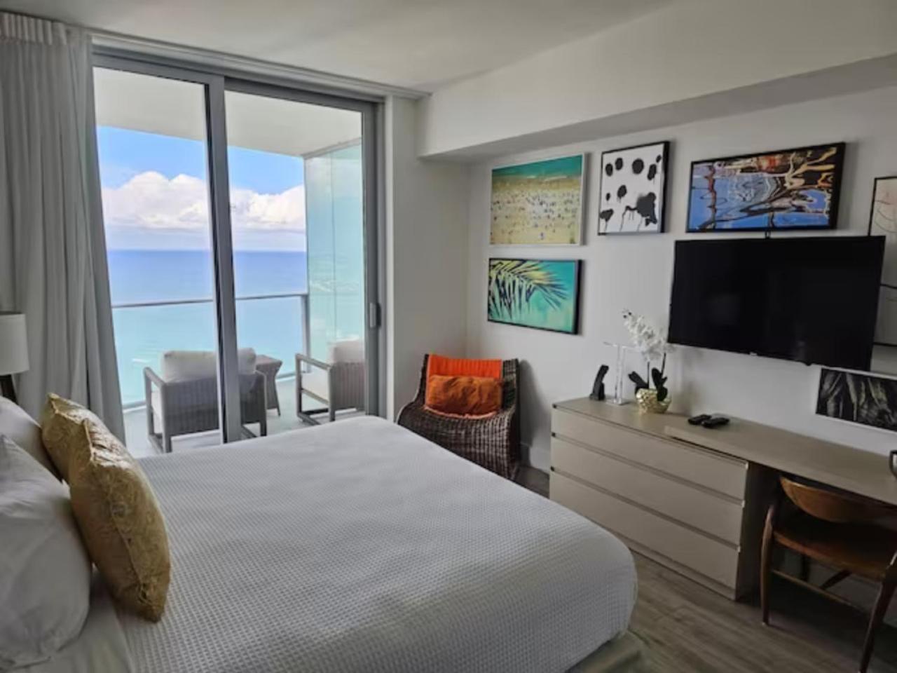 Lyfe Residence Building - Private Apts Over The Beach Hollywood Esterno foto
