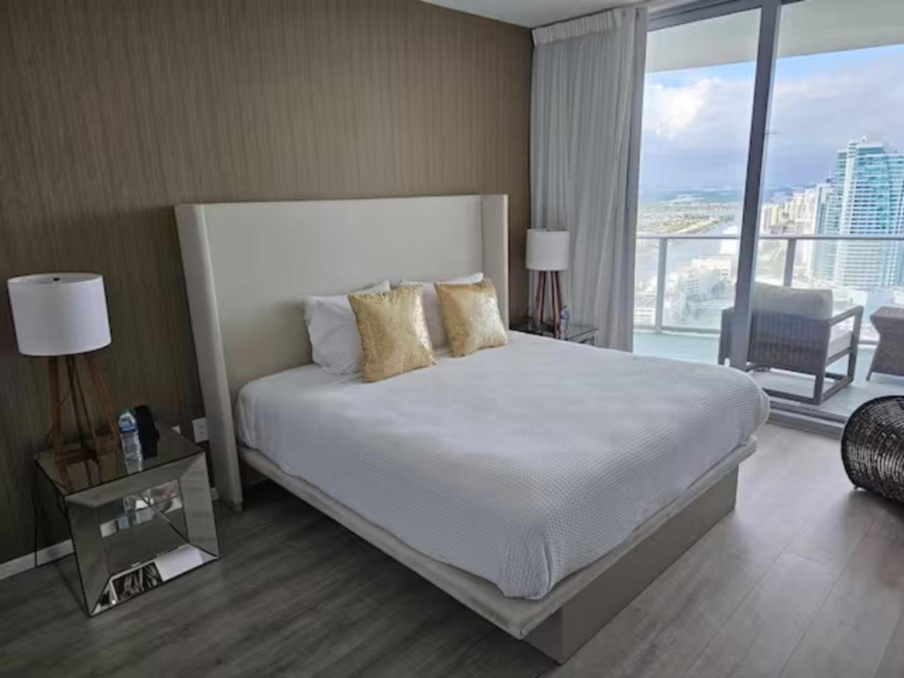 Lyfe Residence Building - Private Apts Over The Beach Hollywood Esterno foto